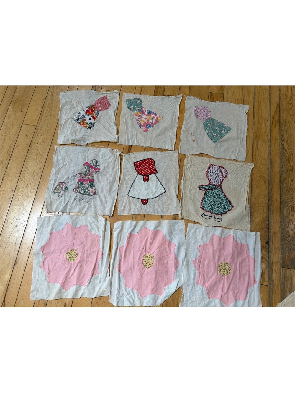 Vintage Sunbonnet Sue Applique Quilt Blocks Lot And 3 Pink Flowers 12”